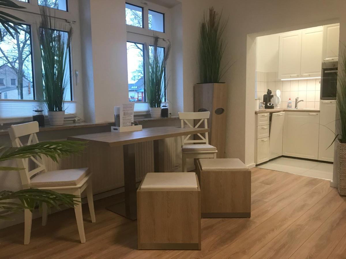 Ferienwohnungen Springer In Schoenefeld Ot Grossziethen Div Apartments Fuer Bis Zu 6 Personen Exterior foto