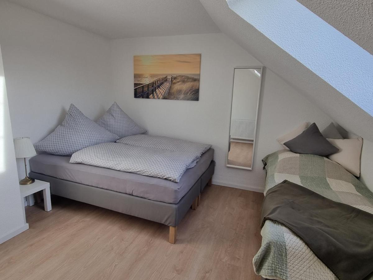 Ferienwohnungen Springer In Schoenefeld Ot Grossziethen Div Apartments Fuer Bis Zu 6 Personen Exterior foto