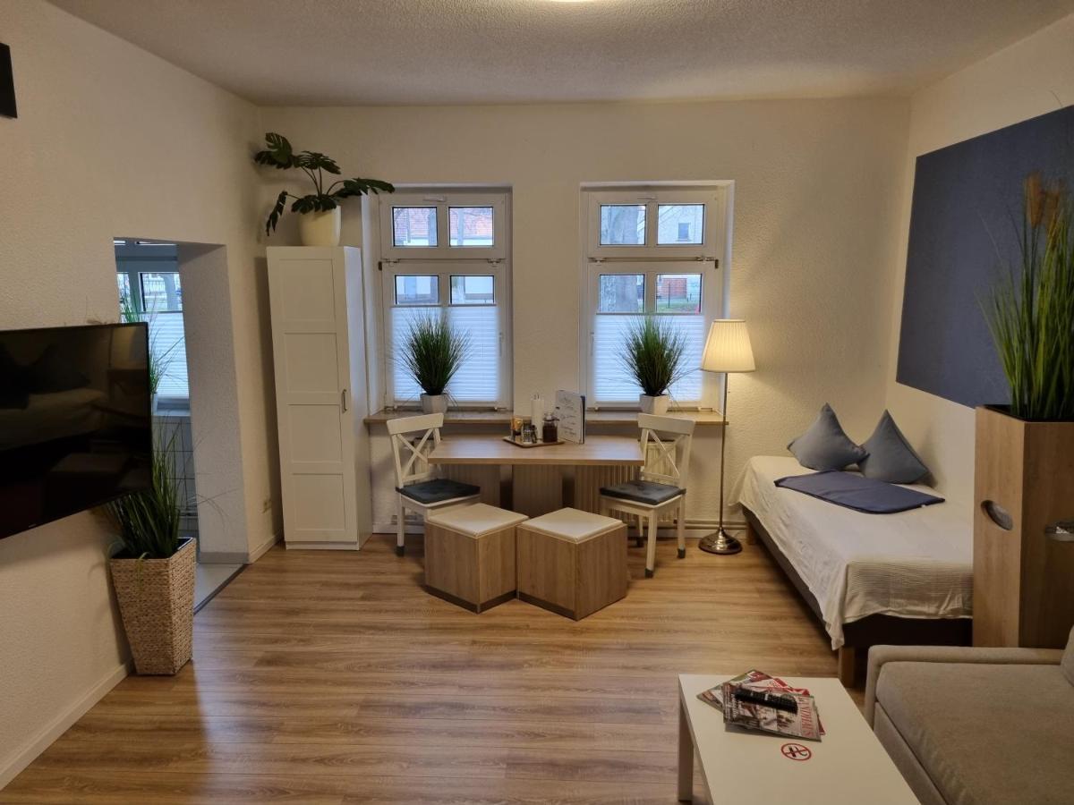 Ferienwohnungen Springer In Schoenefeld Ot Grossziethen Div Apartments Fuer Bis Zu 6 Personen Exterior foto